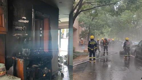 汾阳广场吃瓜视频,趣味横生的街头一幕