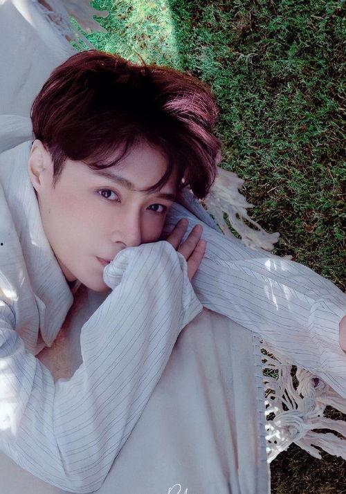 张艺兴吃瓜网友是谁啊视频,张艺兴“吃瓜”事件背后的网友身份